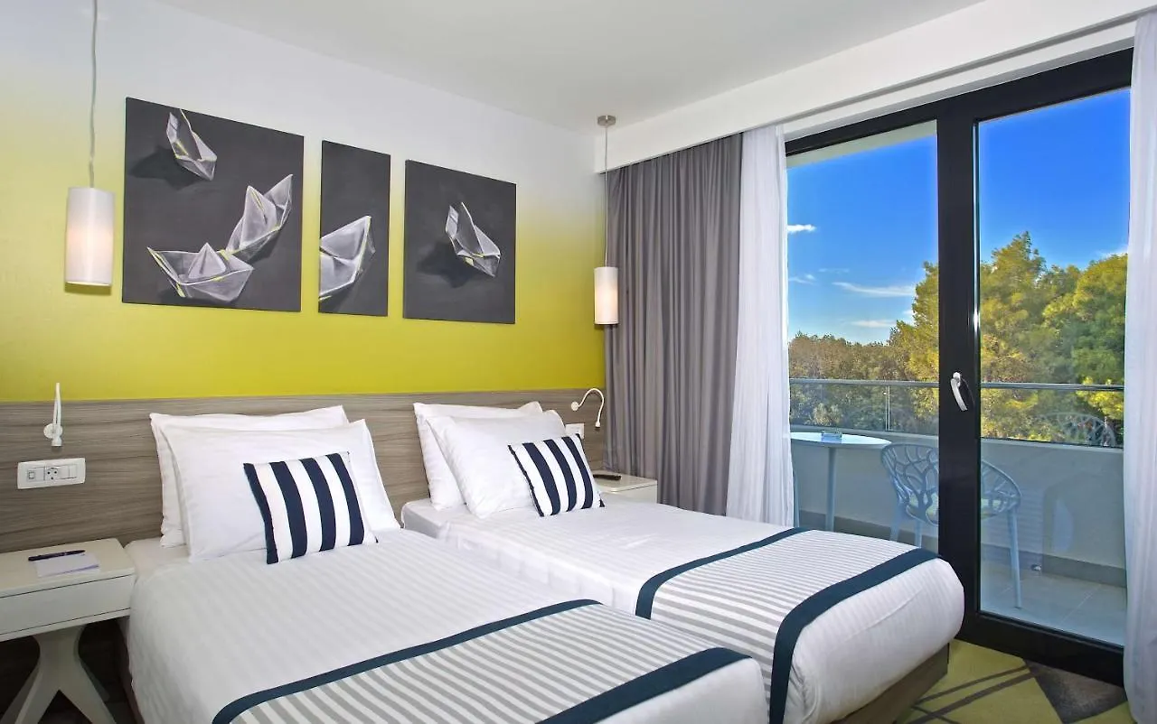 Park Plaza Arena Pula Hotel 3*,