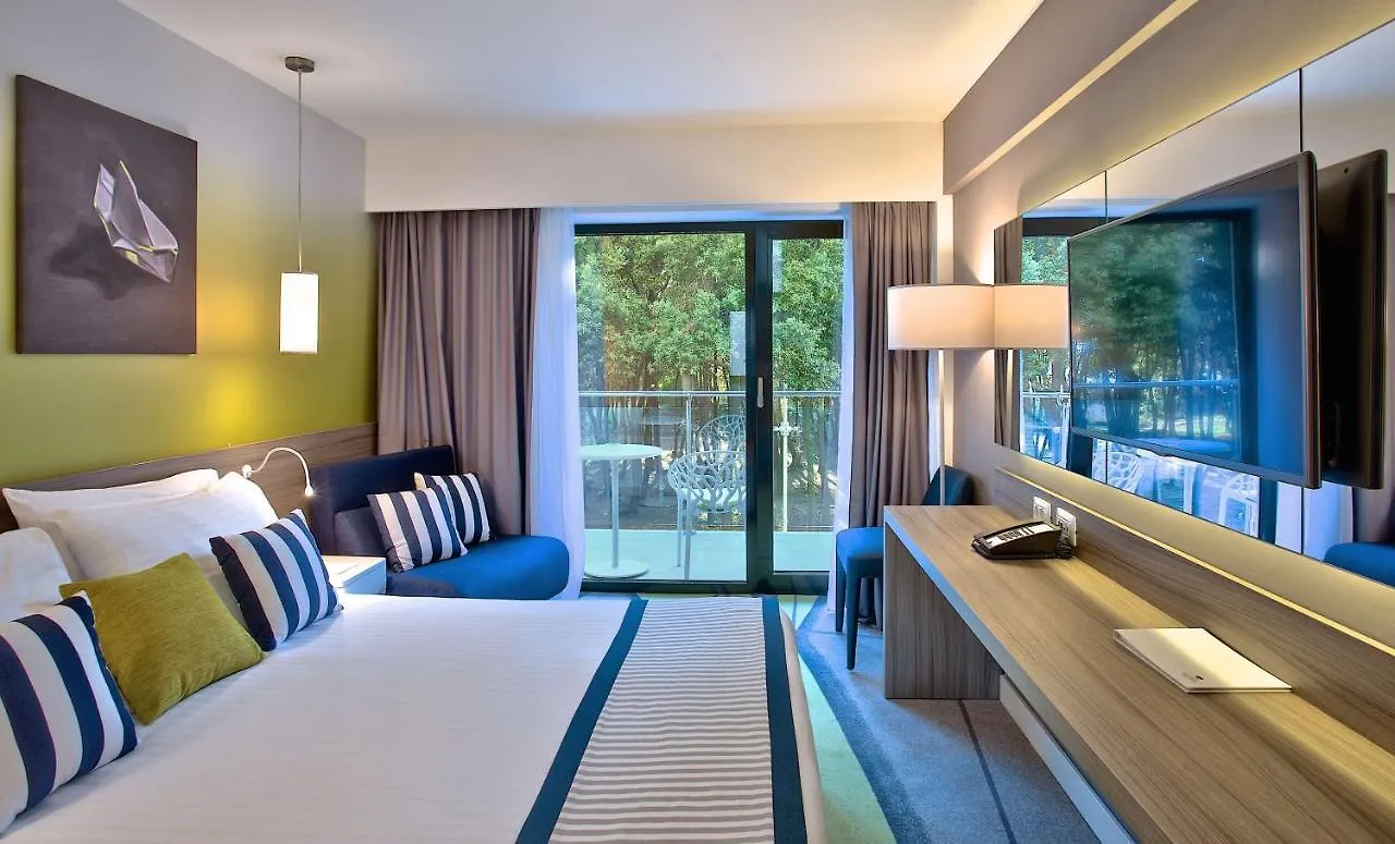 Park Plaza Arena Pula Hotel 3*,  Croatia