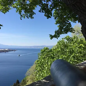 Suzana Croatia